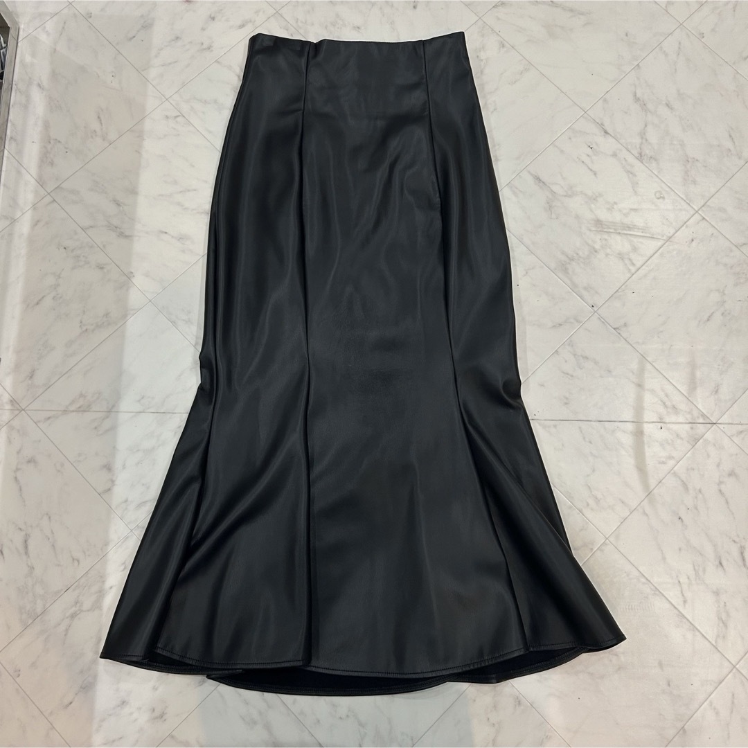 レザー　マーメイドスカート レディースのスカート(ロングスカート)の商品写真