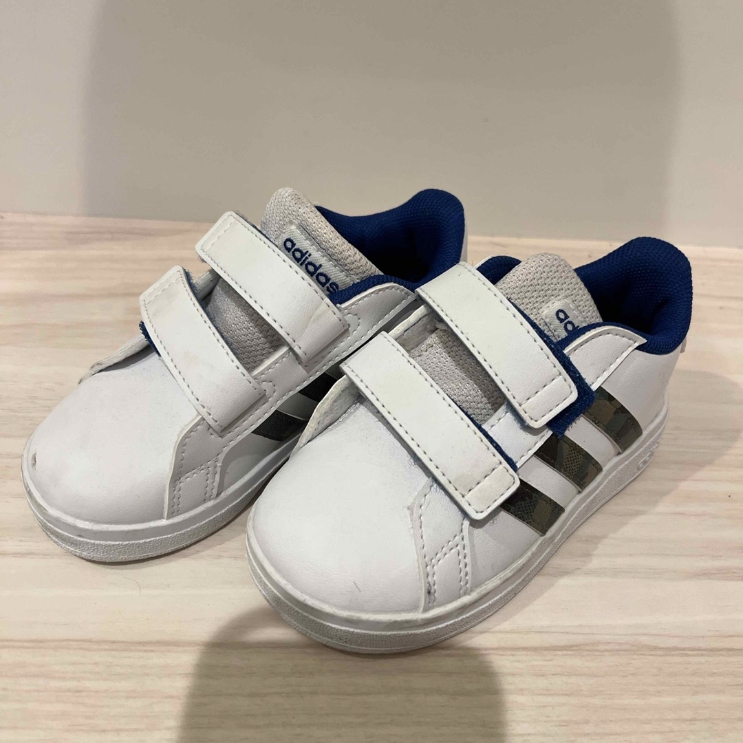 adidas(アディダス)のadidas♡ベビーシューズ キッズ/ベビー/マタニティのベビー靴/シューズ(~14cm)(スニーカー)の商品写真