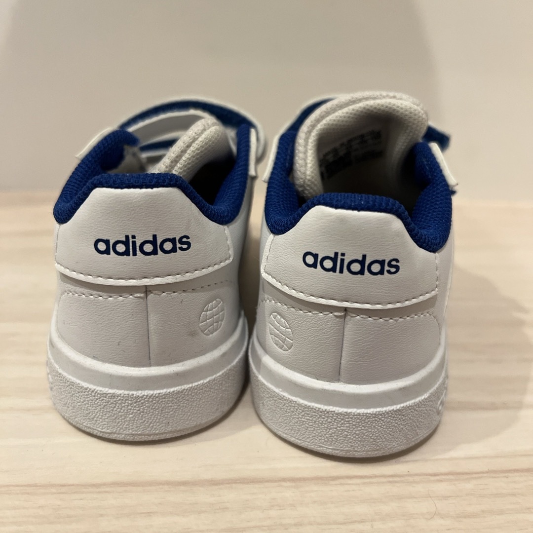 adidas(アディダス)のadidas♡ベビーシューズ キッズ/ベビー/マタニティのベビー靴/シューズ(~14cm)(スニーカー)の商品写真
