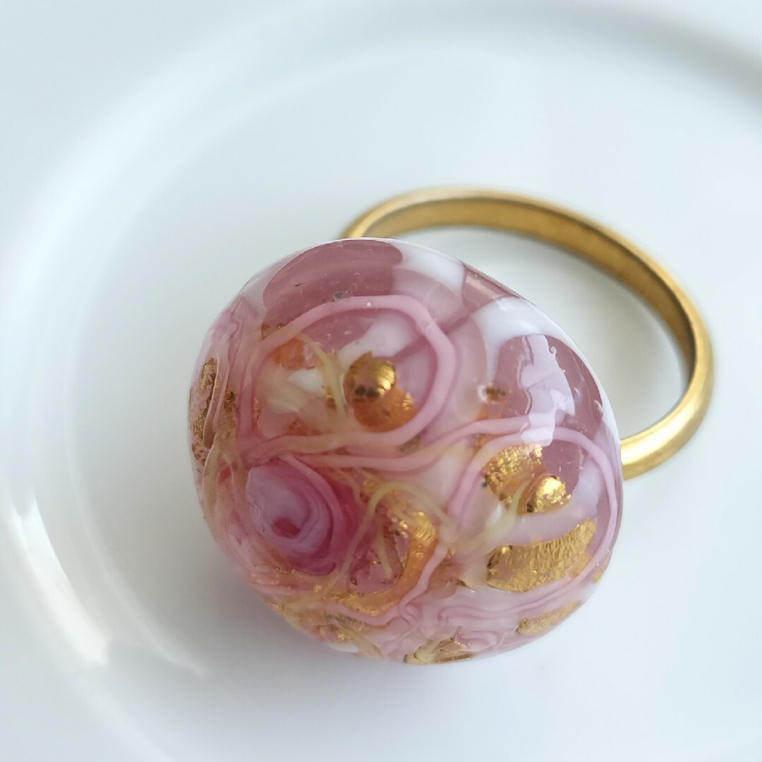ヴェネチアングラス リング 指輪 ピンク ヴィンテージ レディースのアクセサリー(リング(指輪))の商品写真