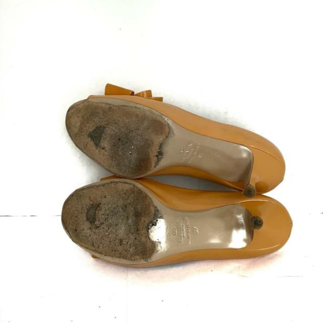 valentino garavani(ヴァレンティノガラヴァーニ)のバレンチノガラバーニ パンプス 37 - レディースの靴/シューズ(ハイヒール/パンプス)の商品写真