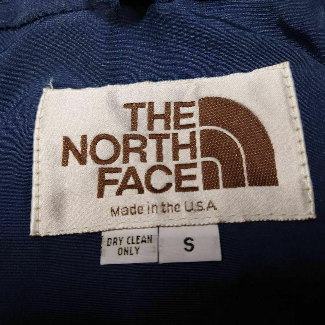 THE NORTH FACE(ザノースフェイス)のUSA製　80sザノースフェイス　ナイロンマウンテンパーカー　古着　茶タグ メンズのジャケット/アウター(マウンテンパーカー)の商品写真