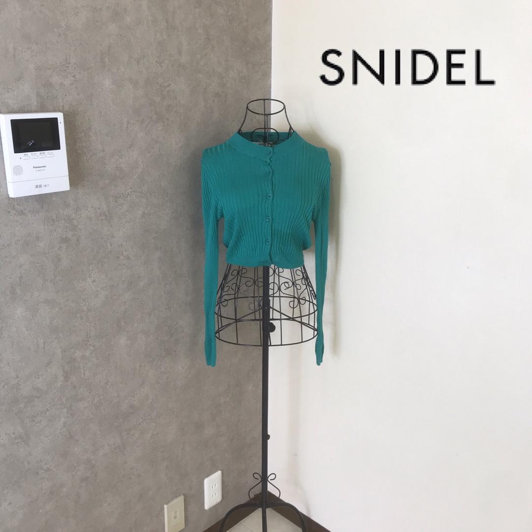 SNIDEL(スナイデル)のスナイデル♡2〜3度着用　カーディガン レディースのトップス(カーディガン)の商品写真