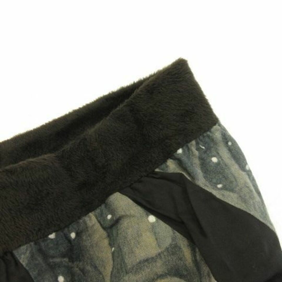 FRAPBOIS(フラボア)のフラボア FRAPBOIS ひざ丈スカート フレア 総柄 黒 紺 1  レディースのスカート(ひざ丈スカート)の商品写真