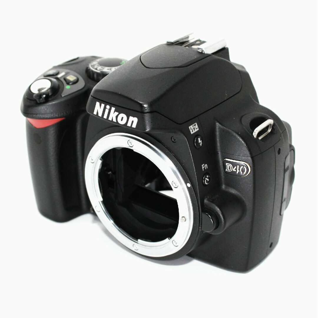 Nikon(ニコン)のNikon D40 デジタル一眼レフカメラ ボディー✨完動美品✨ スマホ/家電/カメラのカメラ(デジタル一眼)の商品写真