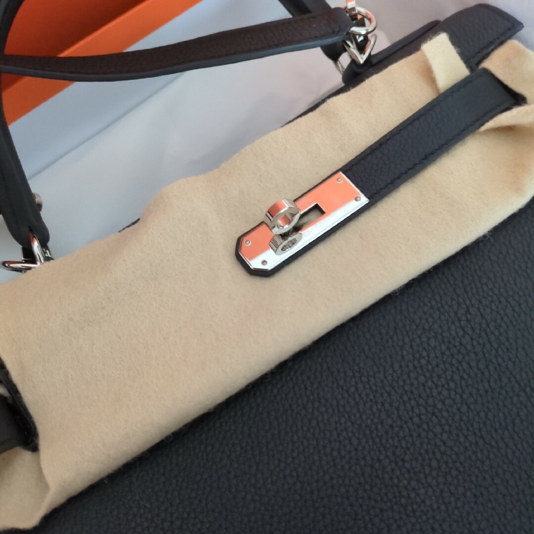 Hermes(エルメス)のHERMES　ケリー28 レディースのバッグ(ショルダーバッグ)の商品写真