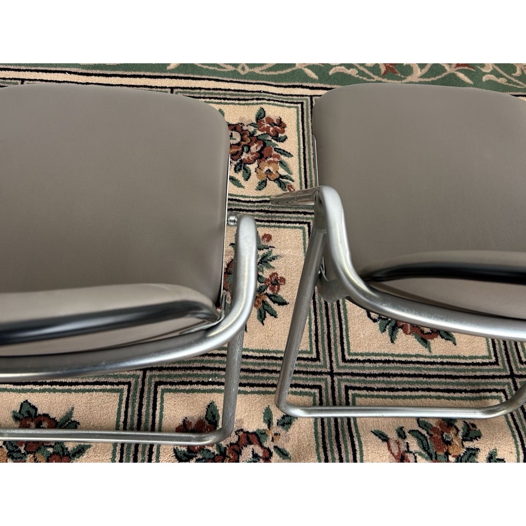 コクヨ(コクヨ)のコクヨ　KOKUYO joifa 606 オフィスチェア　椅子　折り畳み　グレー インテリア/住まい/日用品のオフィス家具(オフィスチェア)の商品写真