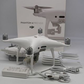 □ほぼ新品□ DJI Phantom 4 Pro V2.0の通販 by テイクスカメラ □ほぼ新品□ DJI Phantom 4 Pro V2.0の通販 by テイクスカメラ