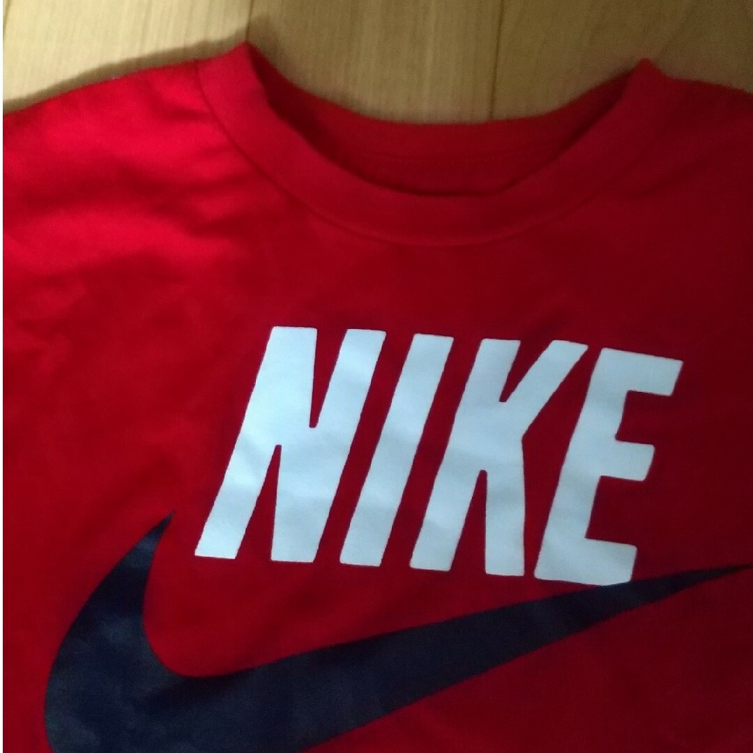 NIKE(ナイキ)のNIKE ナイキ  長袖Tシャツ 110 キッズ/ベビー/マタニティのキッズ服男の子用(90cm~)(Tシャツ/カットソー)の商品写真