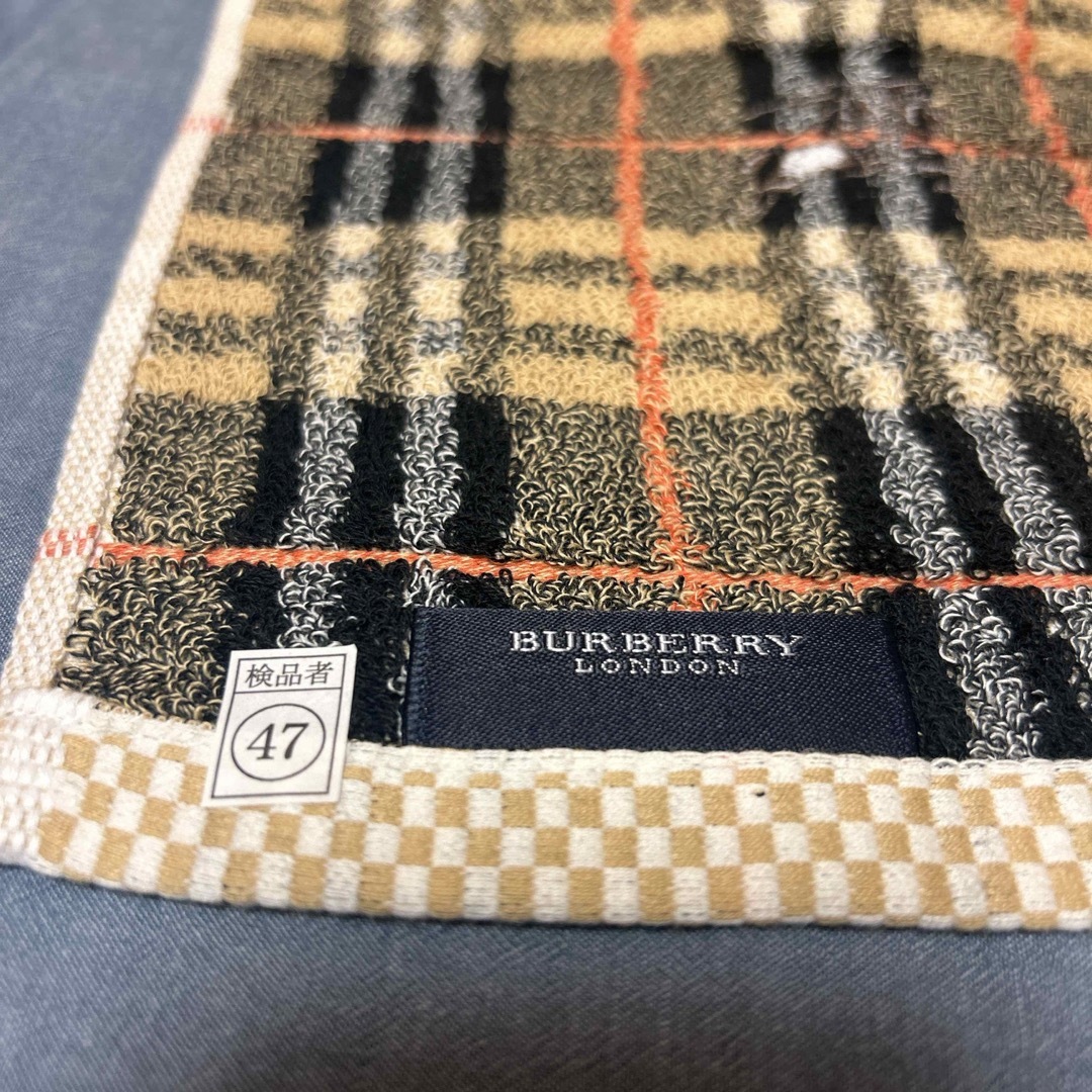 BURBERRY(バーバリー)の【未使用】バーバリー★ノバチェック フェイスタオル インテリア/住まい/日用品の日用品/生活雑貨/旅行(タオル/バス用品)の商品写真