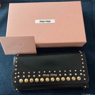 ミュウミュウ(miumiu)のmiumiu 長財布(財布)