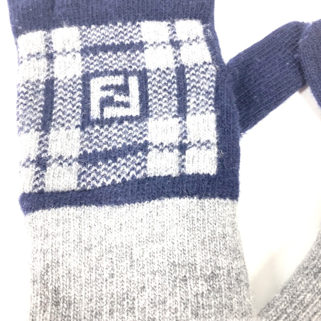 FENDI(フェンディ)のフェンディ FENDI ロゴ FXY010 チェック バイカラー グローブ 手袋 ウール ネイビー レディースのファッション小物(手袋)の商品写真