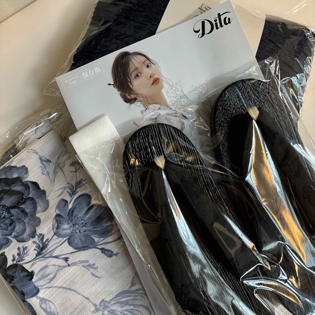 DITA(ディータ)の新品未使用　Dita 【水彩の勿忘草色】浴衣飾り紐６点セット レディースの水着/浴衣(浴衣)の商品写真