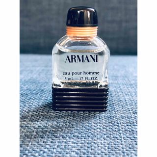 アルマーニ(Armani)の人気　ミニ　メンズ香水　アルマーニ　プールオム　オーデトワレ　5ml(香水(男性用))