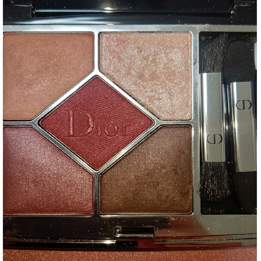 Christian Dior(クリスチャンディオール)のCHRISTIAN DIOR サンククルールクチュールアイシャドウ879 コスメ/美容のベースメイク/化粧品(アイシャドウ)の商品写真