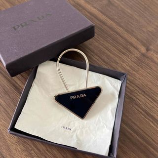 プラダ(PRADA)のPRADA  キーリング　チャーム　美品(キーホルダー)