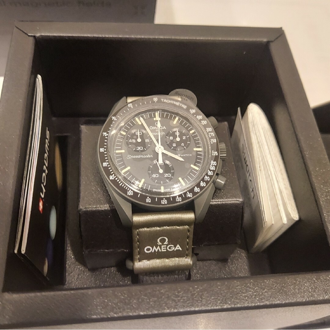 OMEGA×SWATCH　MERCURY(黒・ベルトグレー)新品(電池交換無料) メンズの時計(腕時計(アナログ))の商品写真