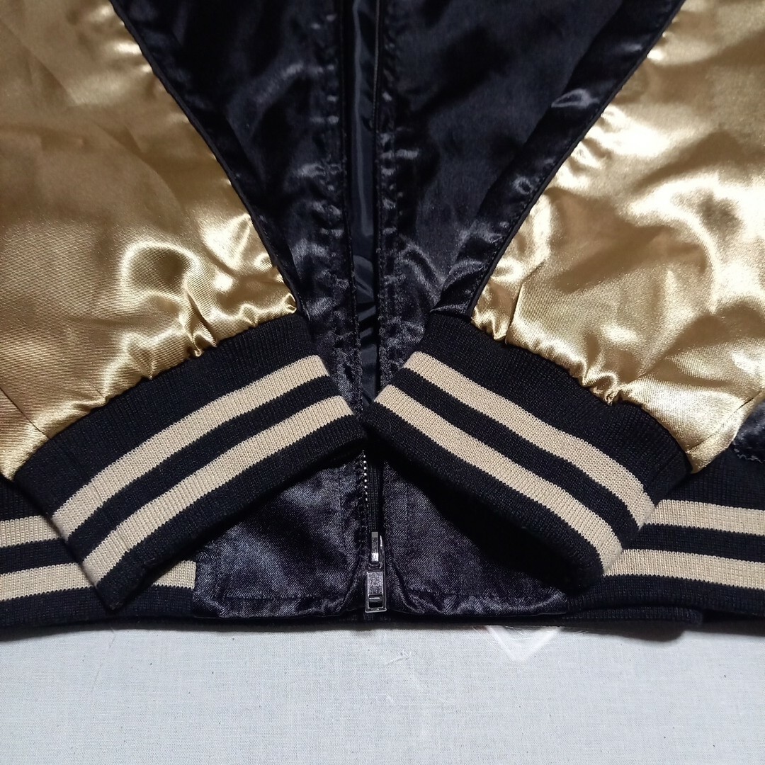 一心如鏡スカジャン黒金虎龍ロゴ刺繍L新品未使用 一心如鏡スカジャン黒金虎龍ロゴ刺繍L新品未使用