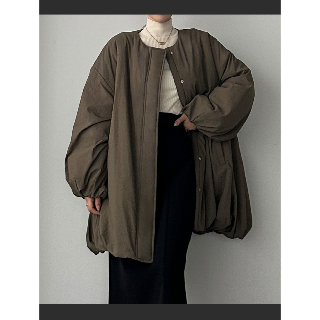 LUELU(ルエル)の中綿ノーカラーバルーンコート レディースのジャケット/アウター(ノーカラージャケット)の商品写真