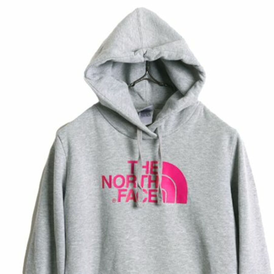 THE NORTH FACE(ザノースフェイス)のノースフェイス プリント スウェット フード パーカー レディース S トレーナー The North Face アウトドア プルオーバー 裏起毛 グレー 杢 レディースのトップス(パーカー)の商品写真