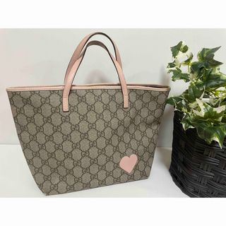 グッチ(Gucci)のGUCCI  グッチトートバッグ  チルドレンズ　GGスプリーム　ハート　ピンク(ハンドバッグ)