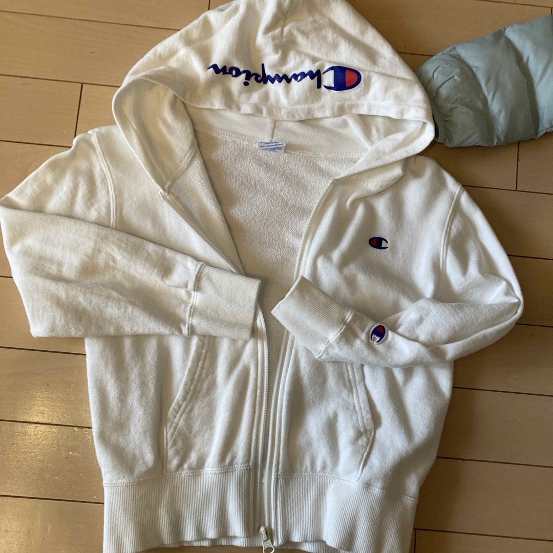 Champion(チャンピオン)のチャンピオン　ユニクロ　パーカー&ダウン　セット キッズ/ベビー/マタニティのキッズ服女の子用(90cm~)(ジャケット/上着)の商品写真