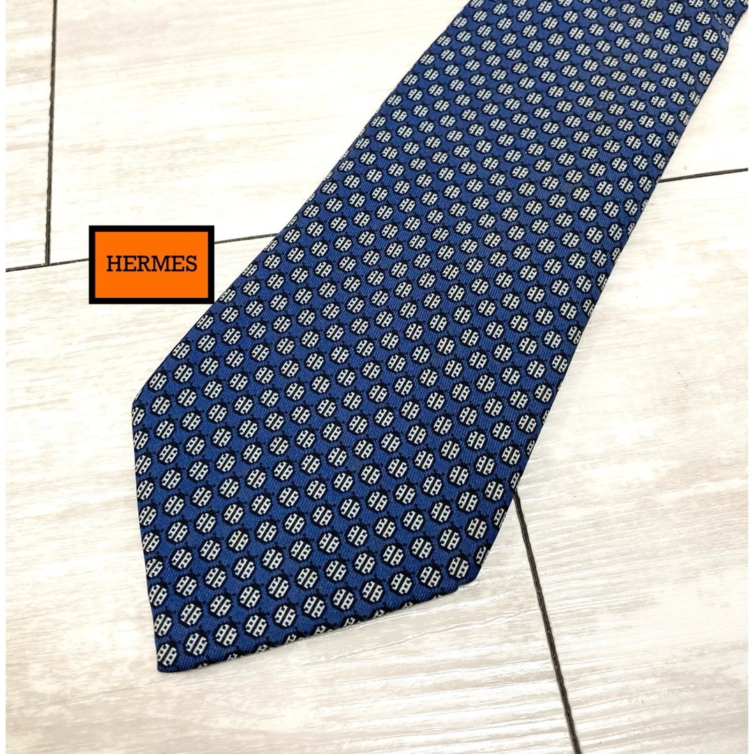 Hermes(エルメス)のエルメス HERME レディーバグデザイン シルク100% ネクタイ メンズのファッション小物(ネクタイ)の商品写真