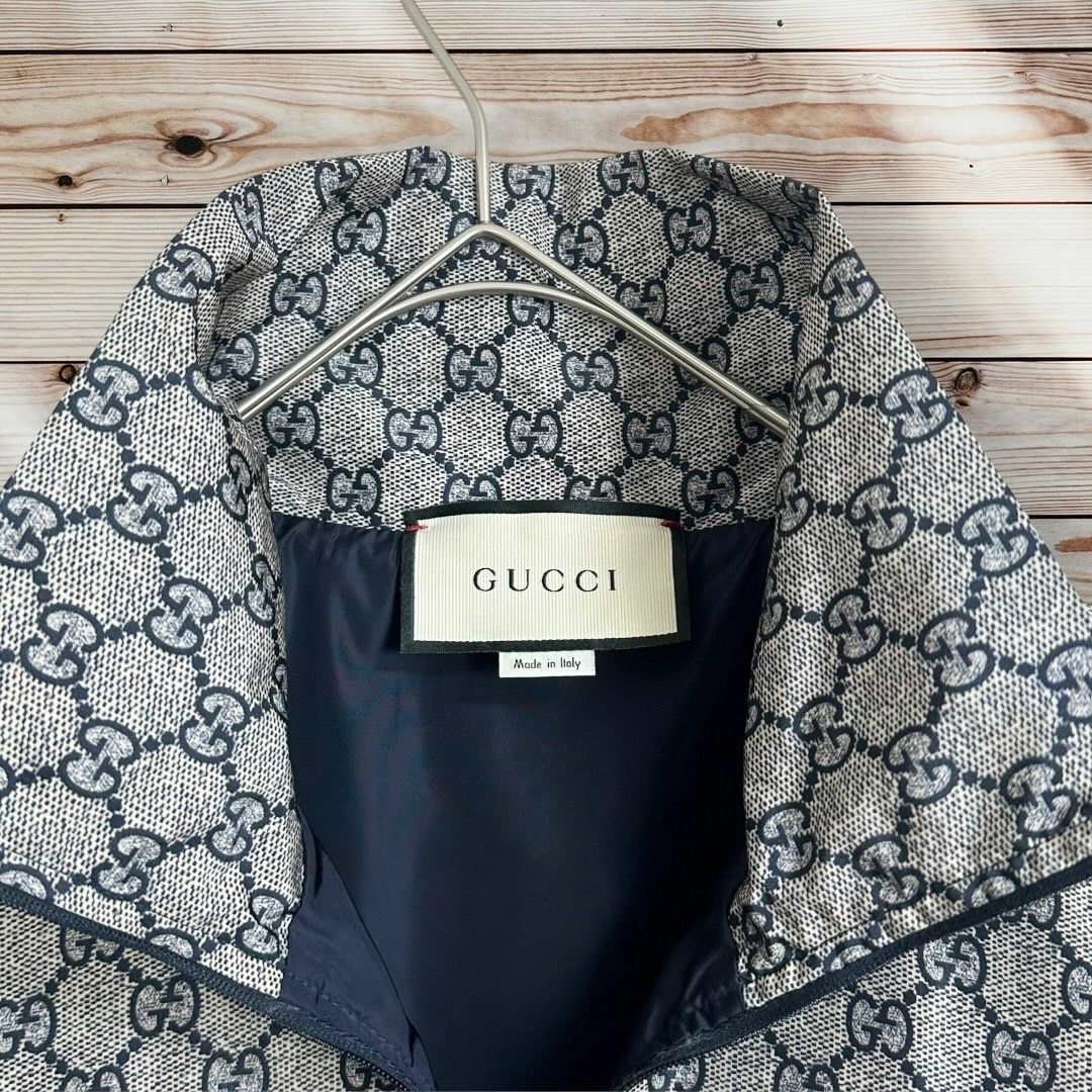 Gucci(グッチ)の☆極美品☆GUCCI テクニカルジャージ XLサイズ ユニセックス シェリー メンズのジャケット/アウター(ナイロンジャケット)の商品写真