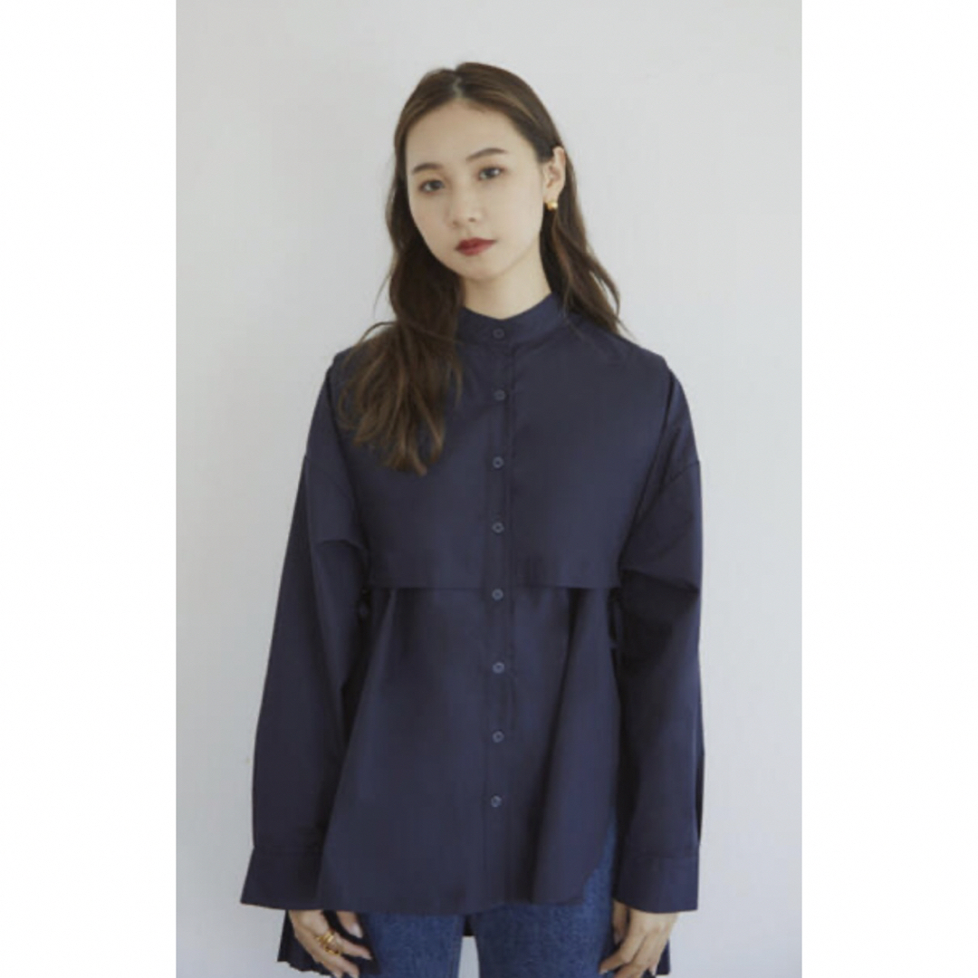 RANDEBOO(ランデブー)のRANDEBOO Pleats cape shirts プリーツブラウス レディースのトップス(シャツ/ブラウス(長袖/七分))の商品写真