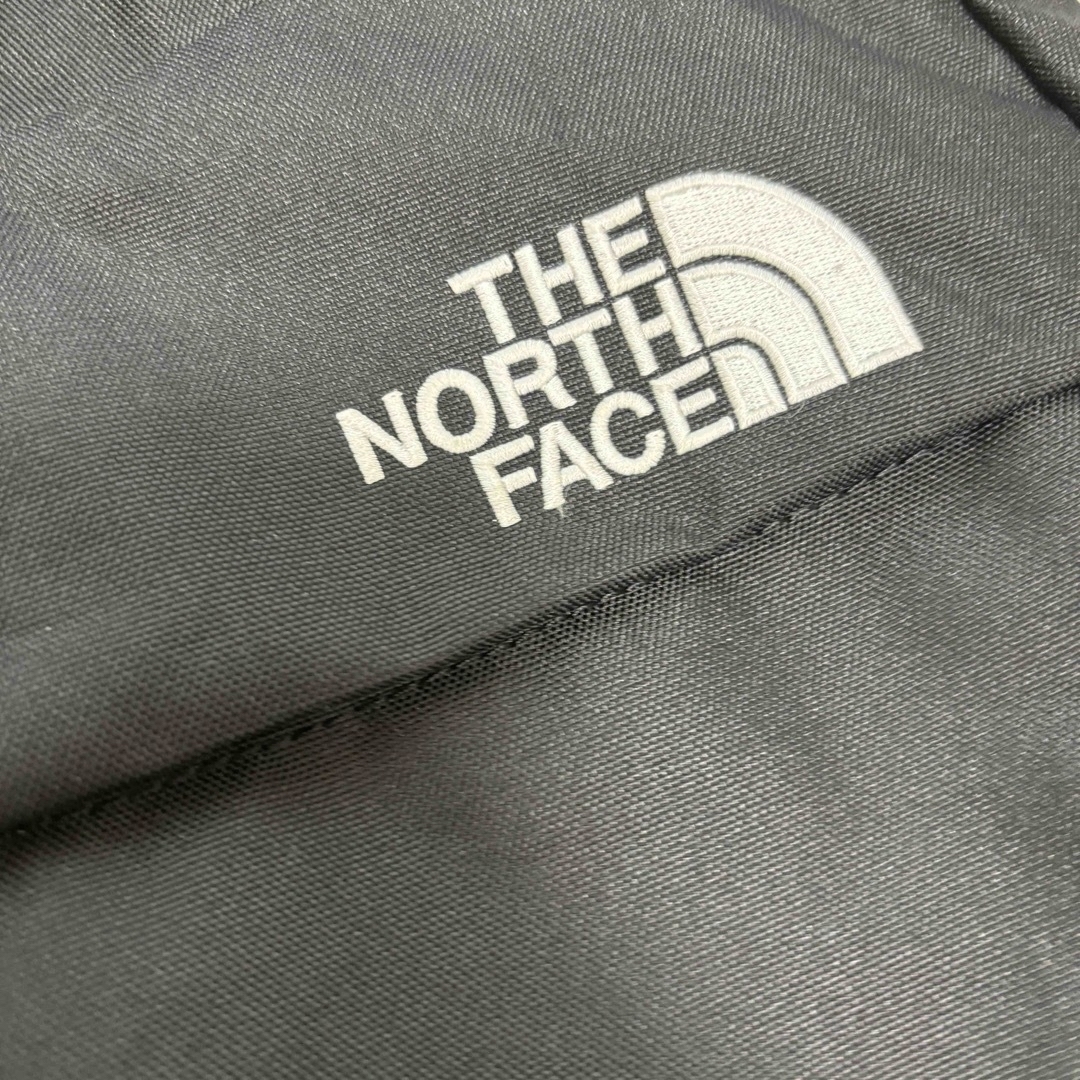 THE NORTH FACE(ザノースフェイス)のTHE NORTH FACE  ノースフェイス　ショルダーバッグ　ブラック　韓国 レディースのバッグ(ショルダーバッグ)の商品写真