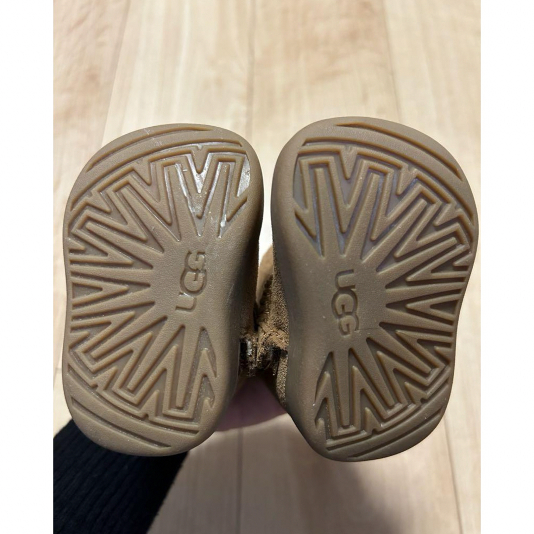 UGG(アグ)のベビームートンブーツ⭐︎UGG キッズ/ベビー/マタニティのベビー靴/シューズ(~14cm)(ブーツ)の商品写真