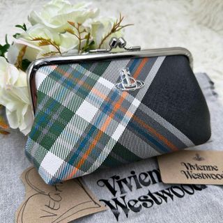 ヴィヴィアン(Vivienne Westwood) チェック ポーチ(レディース)の通販 ヴィヴィアン(Vivienne Westwood) チェック ポーチ(レディース)の通販