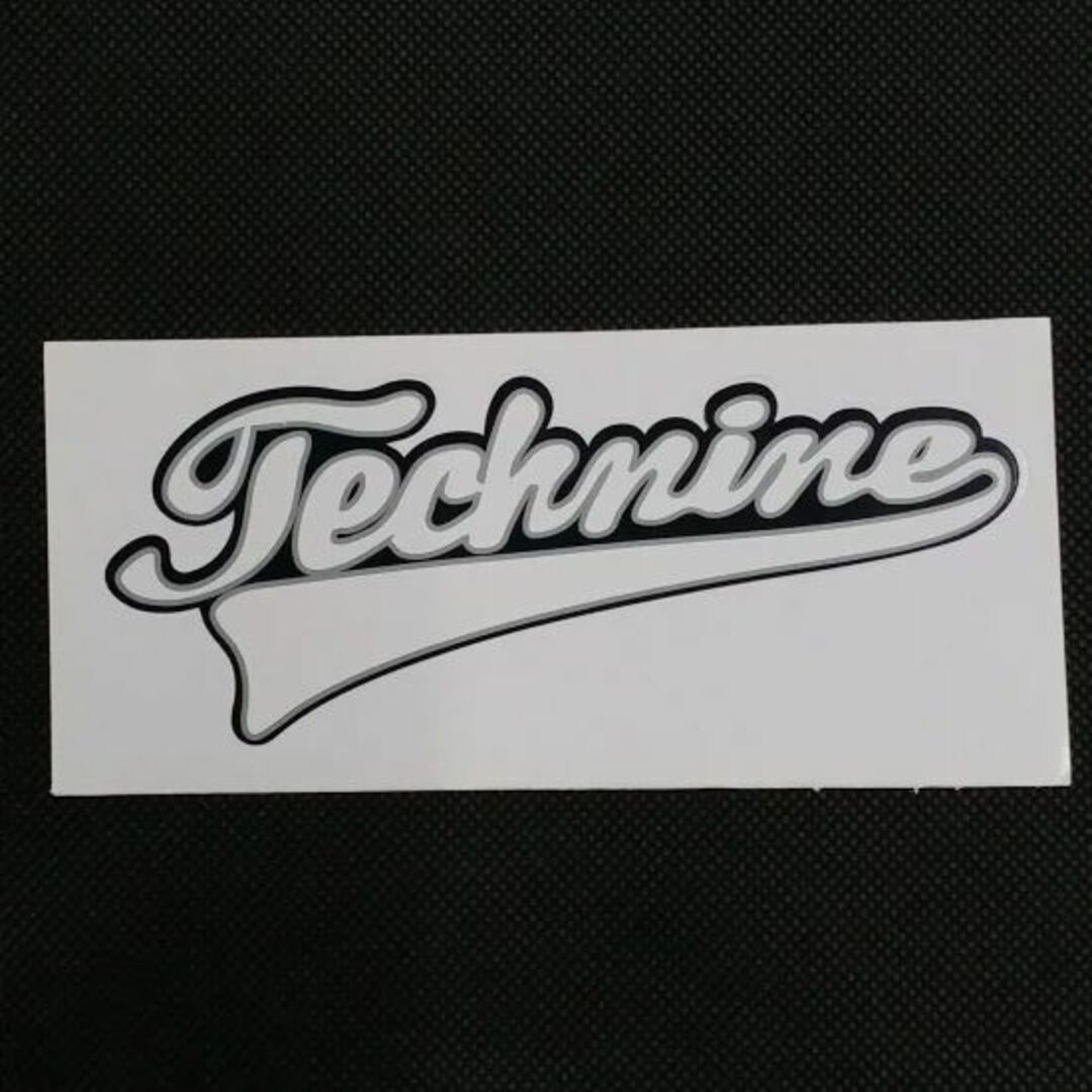 TECHNINE(テックナイン)のTECHNINE テックナイン DIECUT LOGO STICKER 白/黒 スポーツ/アウトドアのスノーボード(その他)の商品写真