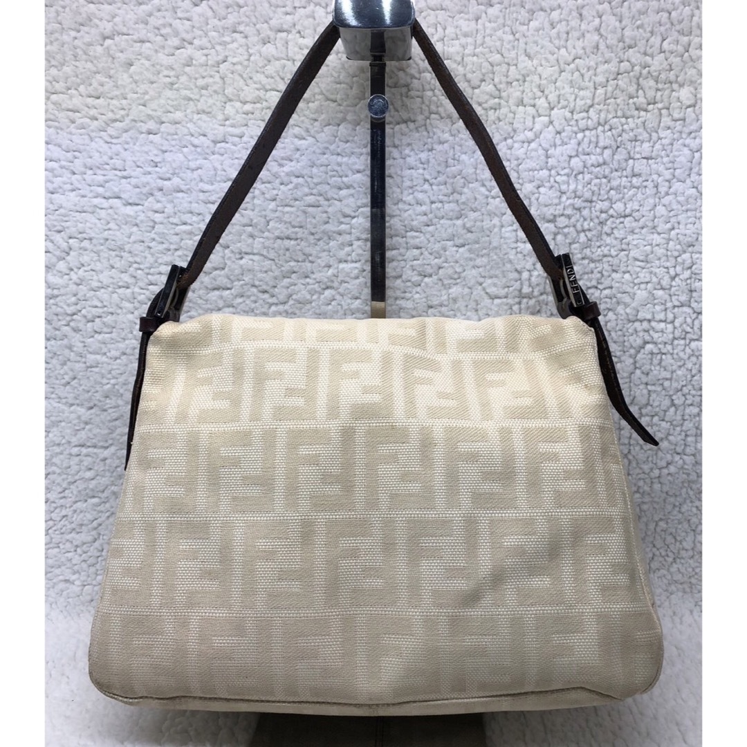 シリアルナンバー有り FENDI フェンディ ズッカ柄 マンマバケット シリアルナンバー有り FENDI フェンディ ズッカ柄 マンマバケット