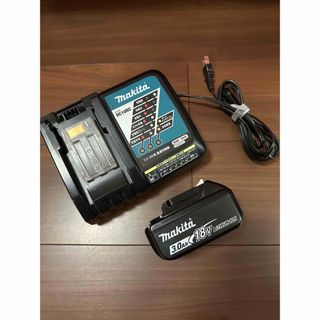 マキタ(Makita)のマキタ 18V 3.0Ah 純正バッテリー 急速充電器付 美品(工具)