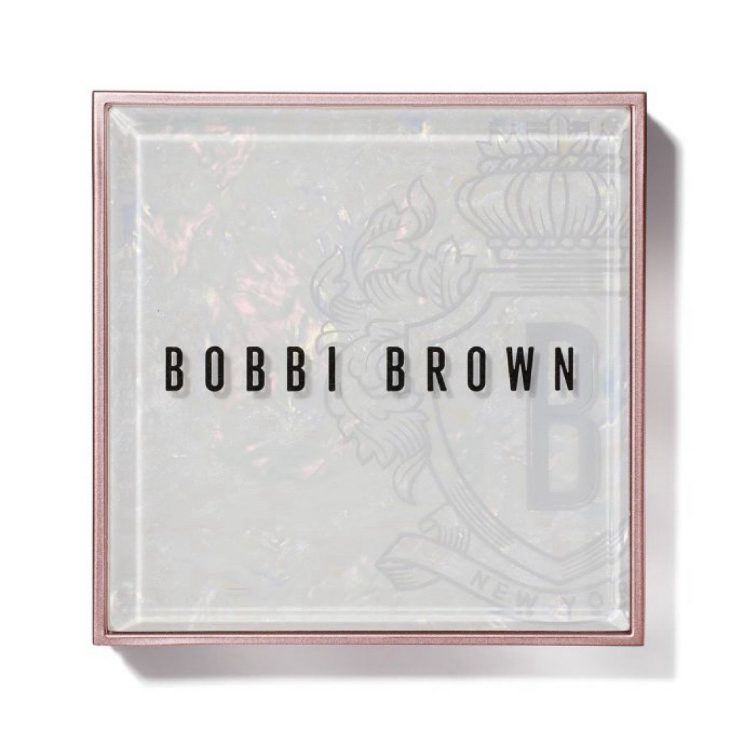 BOBBI BROWN(ボビイブラウン)の限定新品 ボビイ ブラウン ハイライティングパウダー L44 ペタルグロウ コスメ/美容のベースメイク/化粧品(フェイスカラー)の商品写真