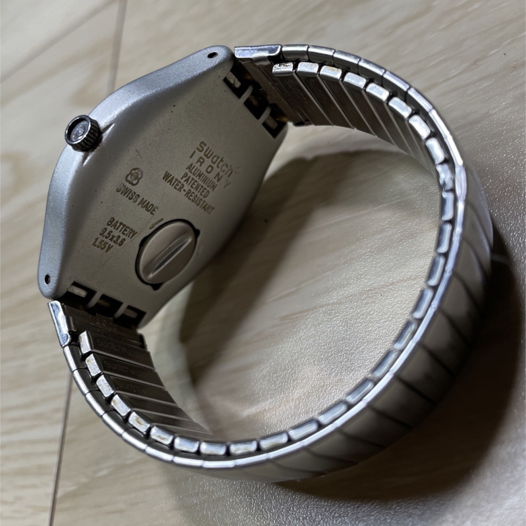 swatch(スウォッチ)のswatch IRONY ALUMINIUM SILVER 腕時計 メンズの時計(腕時計(アナログ))の商品写真