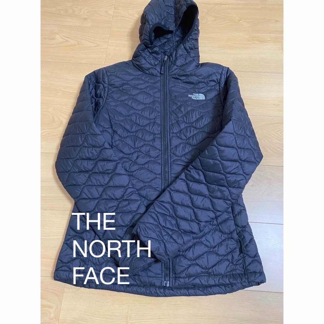 THE NORTH FACE(ザノースフェイス)の【美品】ノースフェイス　アウター　黒　S レディースのジャケット/アウター(ブルゾン)の商品写真