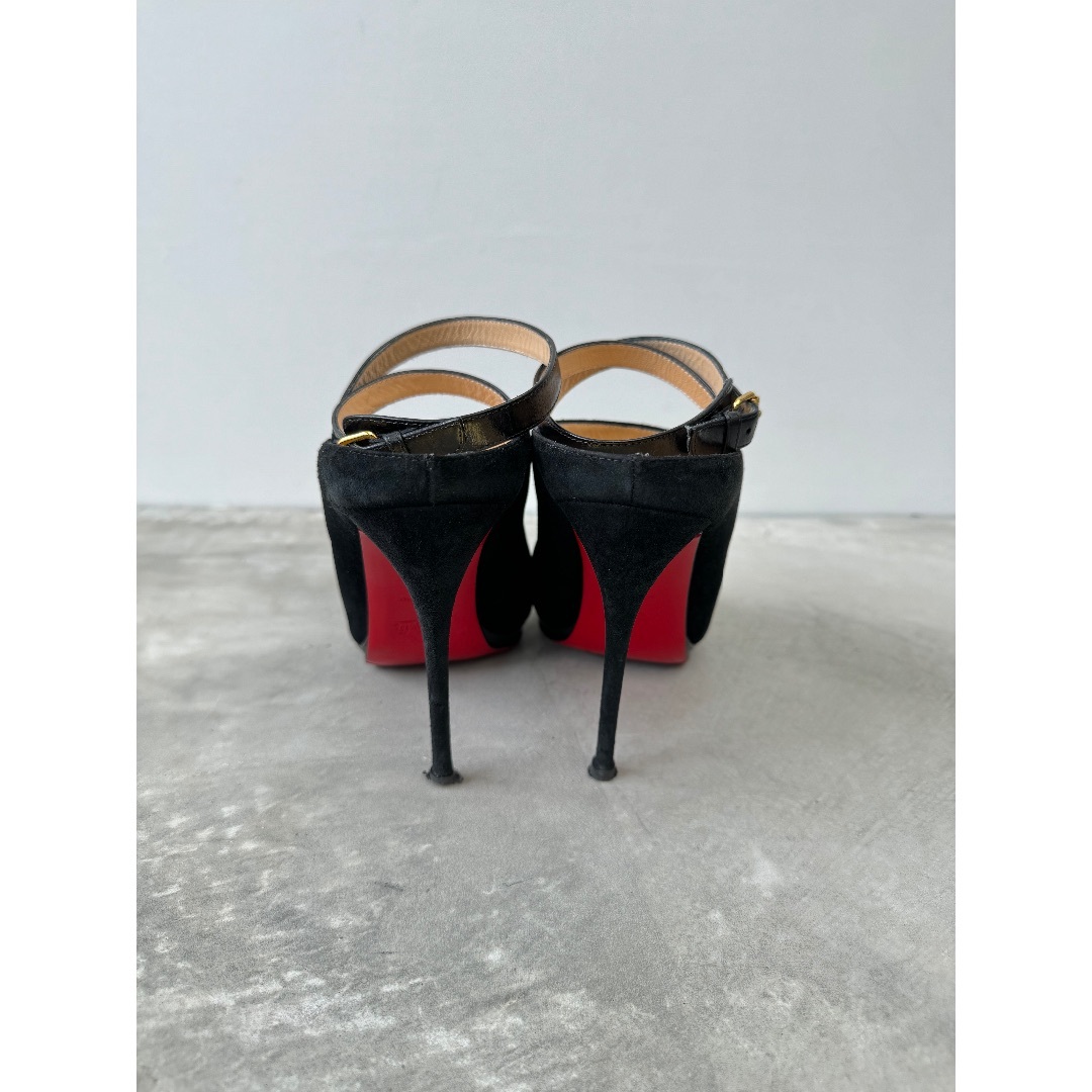Christian Louboutin(クリスチャンルブタン)のクリスチャンルブタン ハイヒール ブラック ChristianLouboutin レディースの靴/シューズ(ハイヒール/パンプス)の商品写真