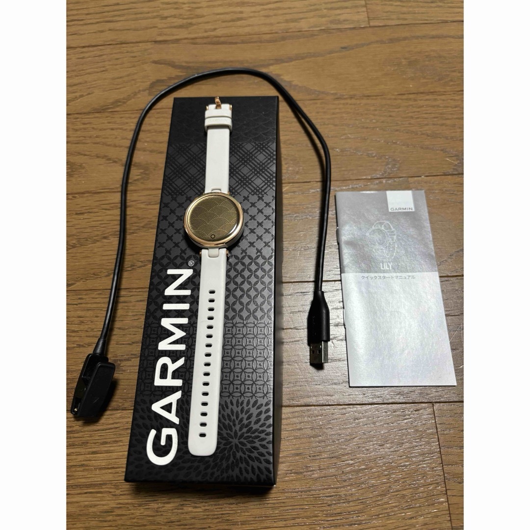 GARMIN(ガーミン)のGARMIN LILY SPORT LIGHT SAND/ROSE GOL スポーツ/アウトドアのトレーニング/エクササイズ(トレーニング用品)の商品写真