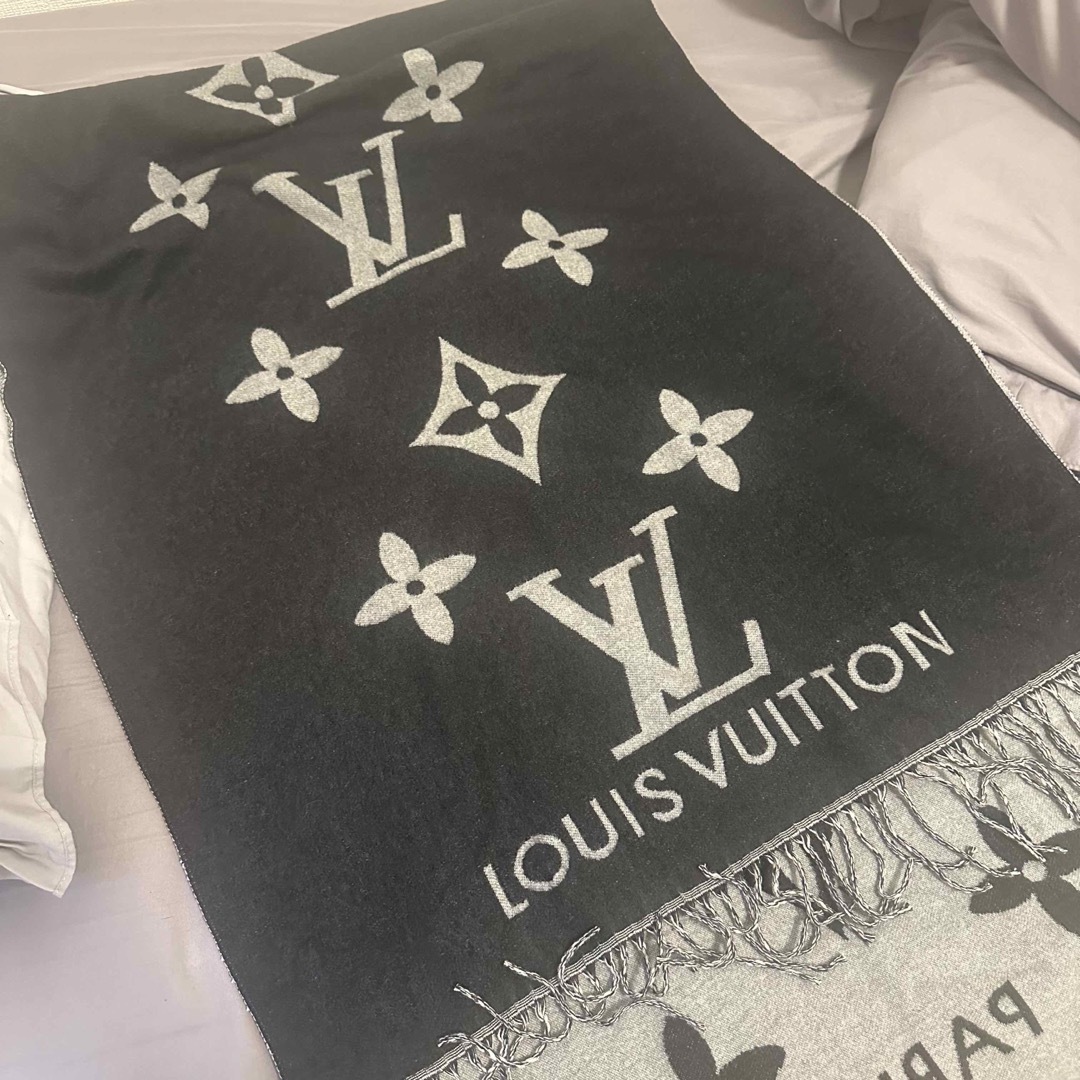 LOUIS VUITTON ルイヴィトン　マフラー　レイキャビック