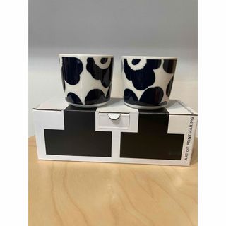 マリメッコ(marimekko)の【新品未使用】マリメッコ ウニッコ ラテマグ(グラス/カップ)