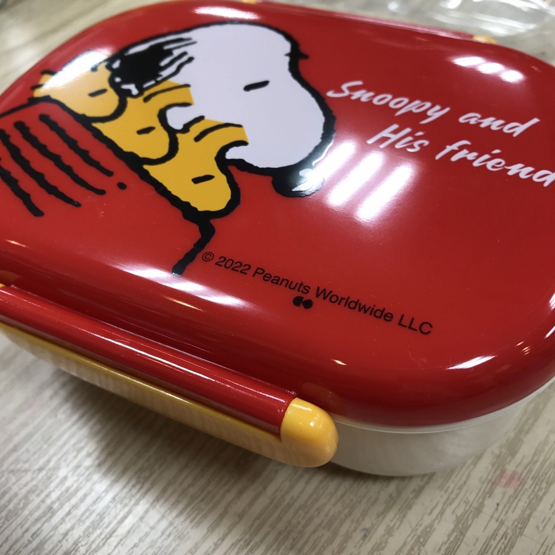 SNOOPY(スヌーピー)のスヌーピー ランチボックス インテリア/住まい/日用品のキッチン/食器(弁当用品)の商品写真