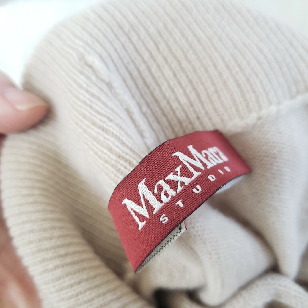 Max Mara(マックスマーラ)のMax Maraカシミア混タートルネックニットワンピース Mサイズ レディースのワンピース(ロングワンピース/マキシワンピース)の商品写真