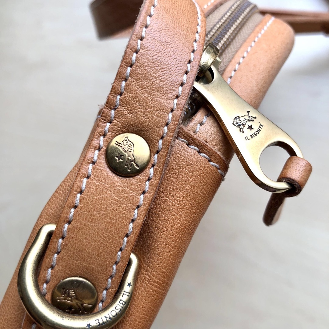 IL BISONTE - ☆新品☆イルビゾンテ サークル ショルダーバッグ IL BISONTE - ☆新品☆イルビゾンテ サークル ショルダーバッグ
