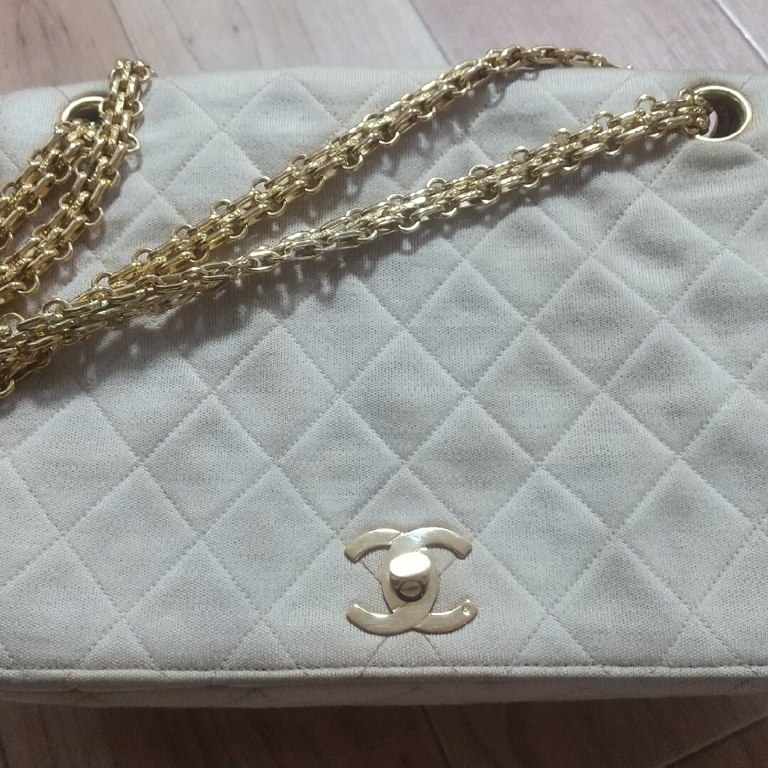 CHANEL(シャネル)のCHANEL☆シャネル バッグ レディースのバッグ(ショルダーバッグ)の商品写真