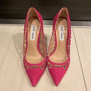 スティーブマデン(Steve Madden)の【美品】STEVE MADDEN★デザインパンプス 23.5 ピンク(ハイヒール/パンプス)