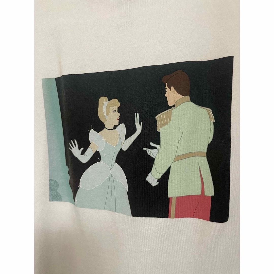 UNIQLO(ユニクロ)のディズニー　Tシャツ レディースのトップス(シャツ/ブラウス(半袖/袖なし))の商品写真