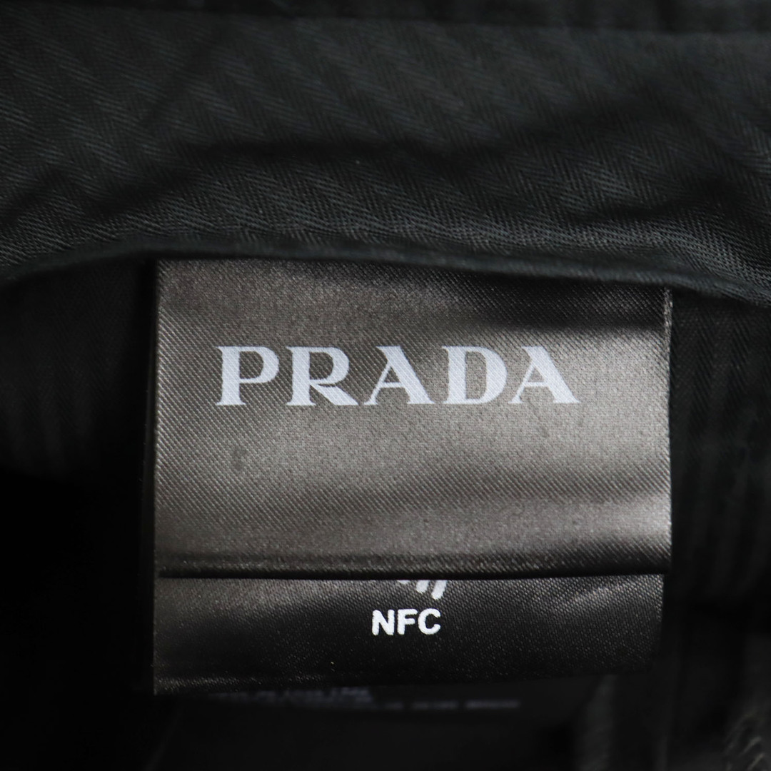 PRADA(プラダ)の【ドンドン見直し】未使用品 PRADA プラダ 2023年製 DNA995 S231 11QL コインポケット シングル センタープレス スラックス/トラウザーズ ブラック 46 ハンガー付き 正規品 メンズ メンズのパンツ(スラックス)の商品写真