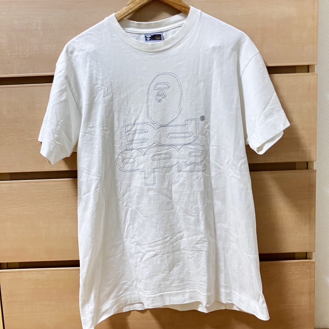 A BATHING APE(アベイシングエイプ)の【複数割】アベイシングエイプ　A BATHING APE 半袖Tシャツ　白　L メンズのトップス(Tシャツ/カットソー(半袖/袖なし))の商品写真